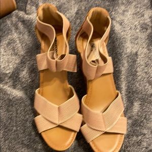 Cute wedges for summer